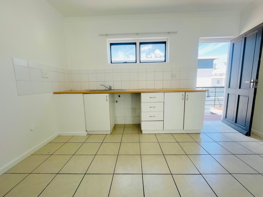 1 Bedroom Property for Sale in Maitland Western Cape